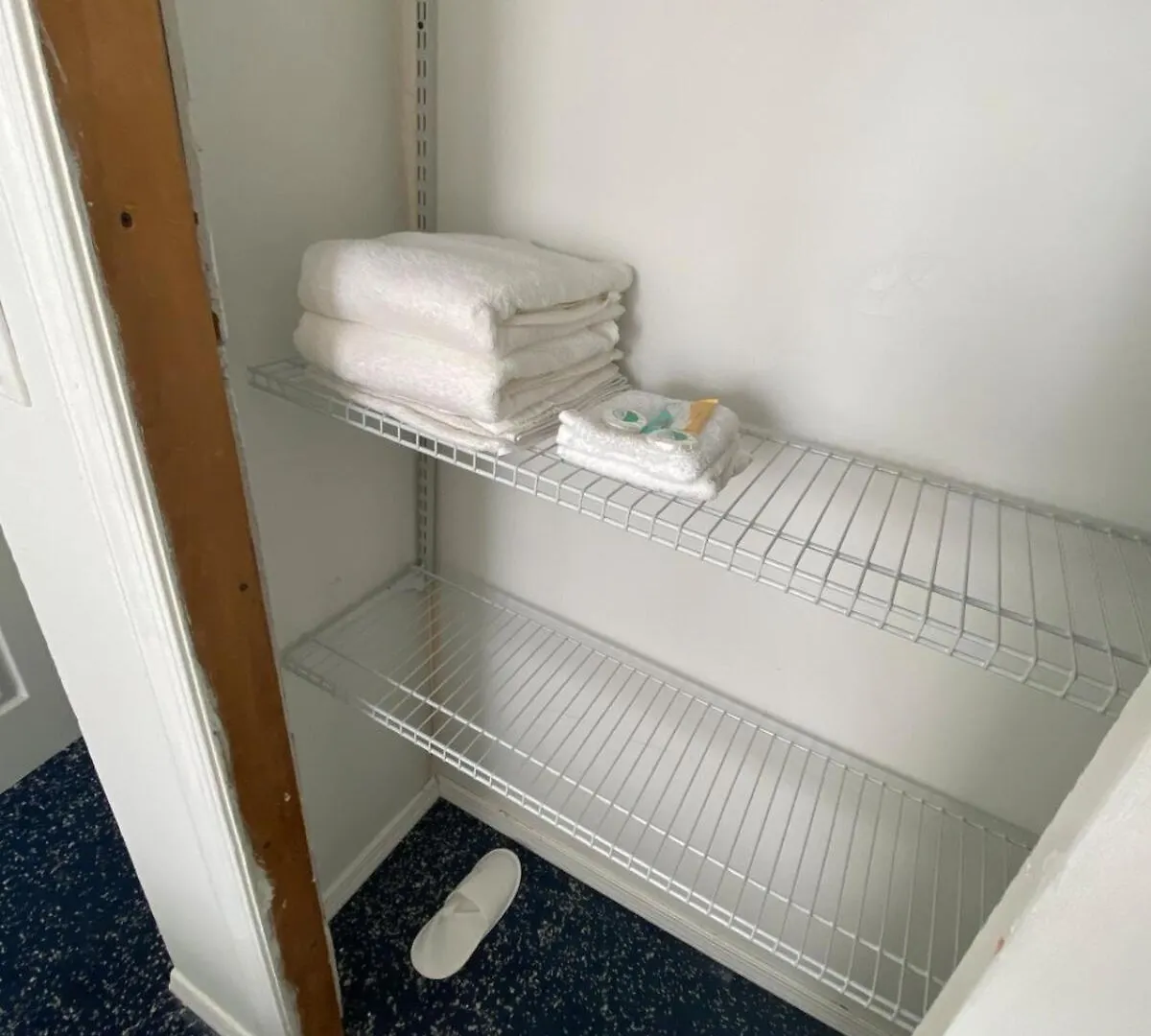 Entire Place In West Ny, Nj12 Mints From Nycity West New York Apartment